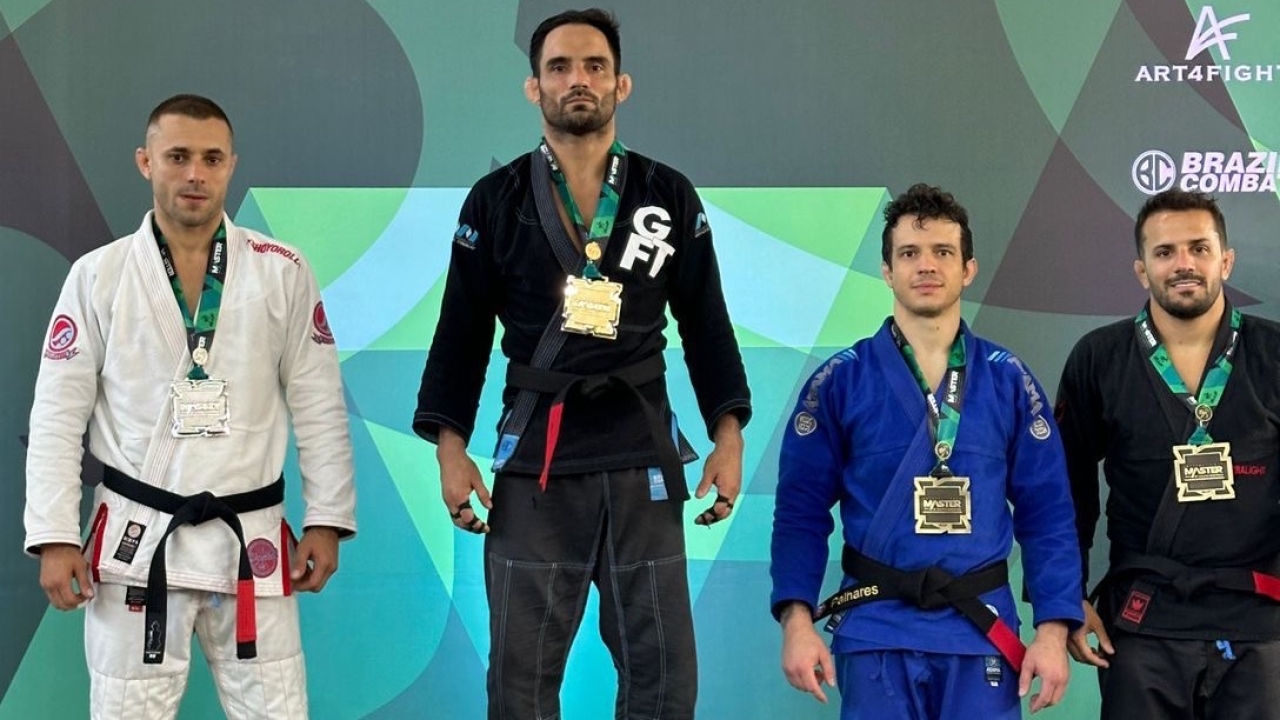 Médico Marco Antônio conquista o terceiro lugar no Internacional Master South América 2024