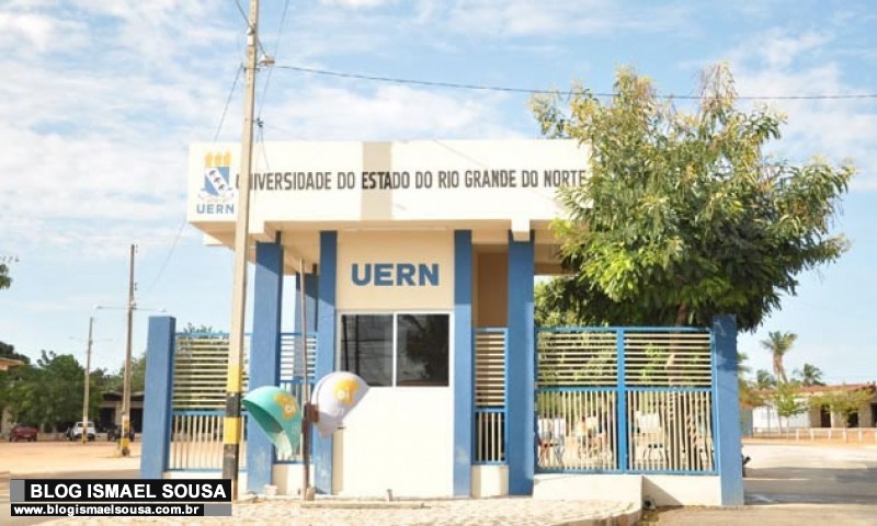 Bandidos armados invadem a UERN e fazem arrastÃ£o 