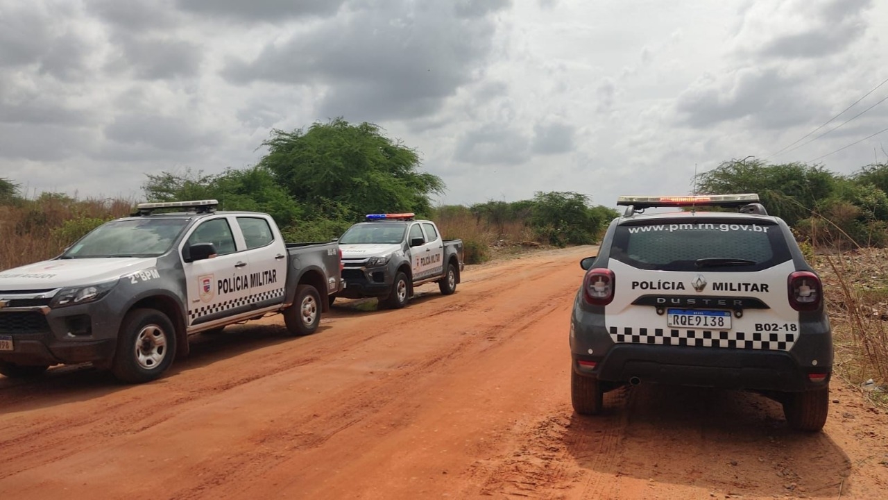 Pai encontra corpo do filho executado com tiros na cabeça em Mossoró