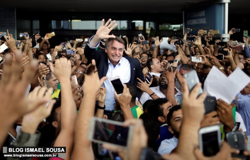 Bolsonaro lidera intenÃ§Ãµes de voto para 2022