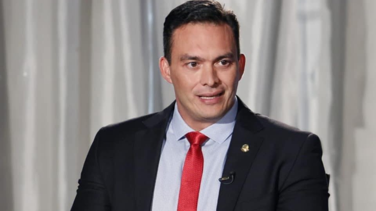 O RN só possui hoje um Senador que representa o seu povo: Styvenson Valentim
