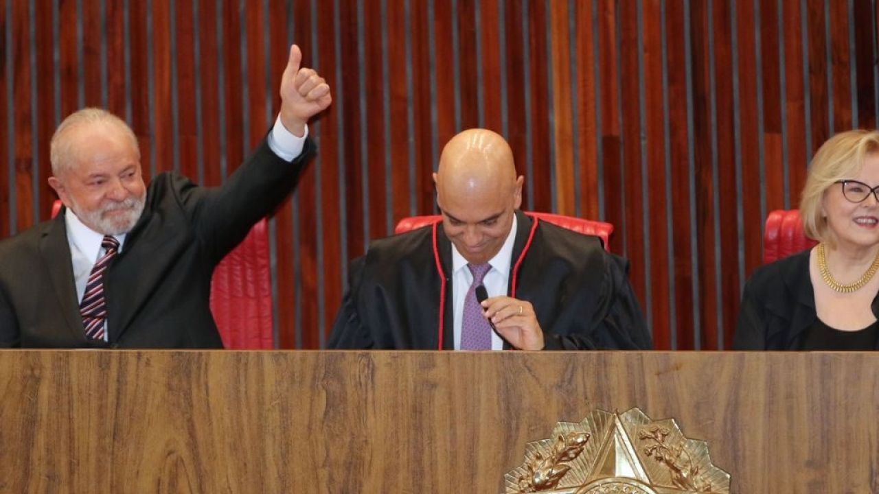 Condenação de Bolsonaro sai 10x mais rápido que Mensalão