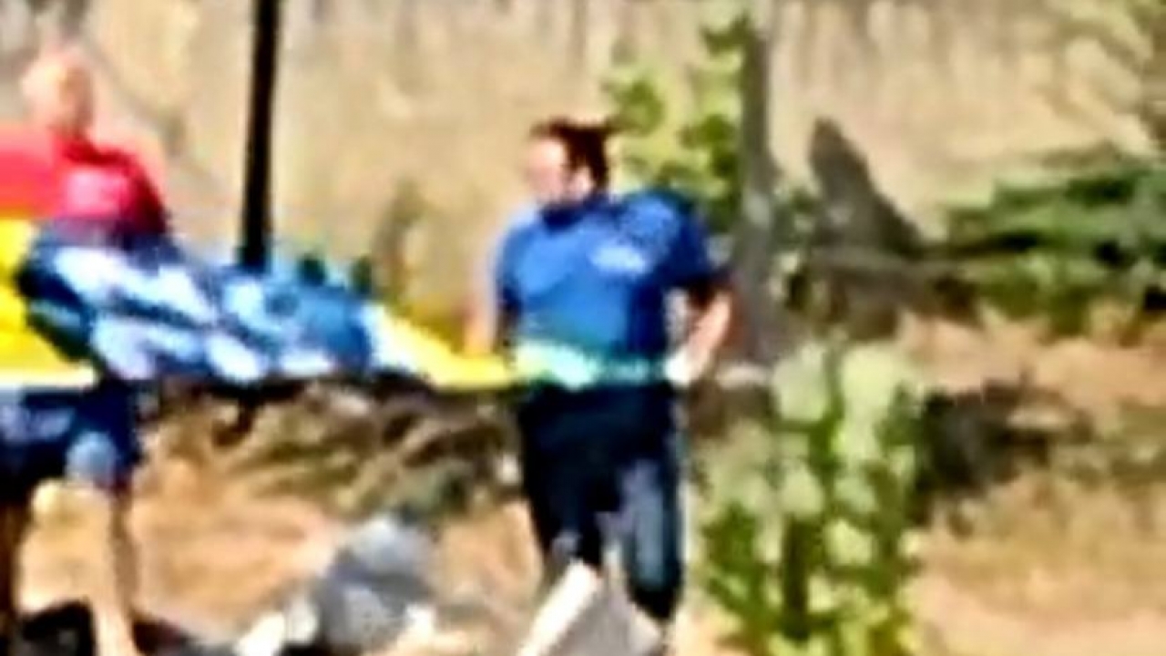 Petista flagrado arrancando ‘flybanner’ de Bolsonaro em Mossoró; bolsonarista intervém e recupera material