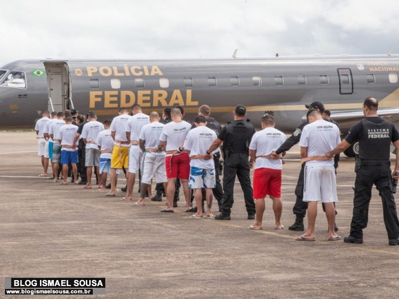 LÃ­deres de facÃ§Ãµes sÃ£o transferidos do Acre para a penitenciÃ¡ria federal de MossorÃ³