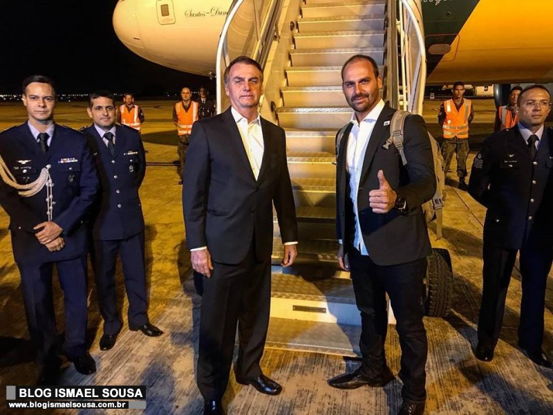 Bolsonaro embarca para Davos, em sua 1Âª viagem internacional