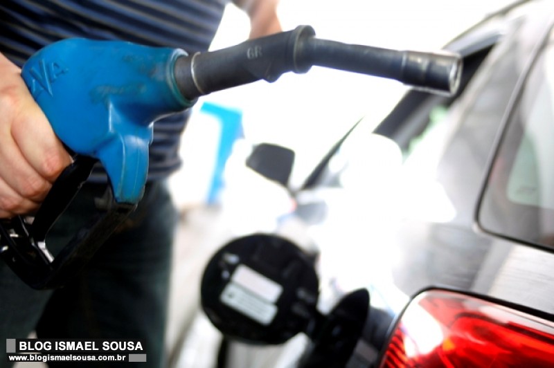 Petrobras anuncia reduÃ§Ã£o do preÃ§o do diesel em 10,4% e da gasolina em 3,1%