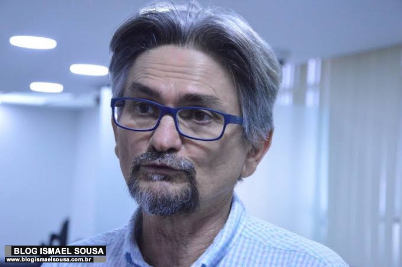 No rabo dos outros é bom: Cipriano Maia quer mais três meses de lockdown