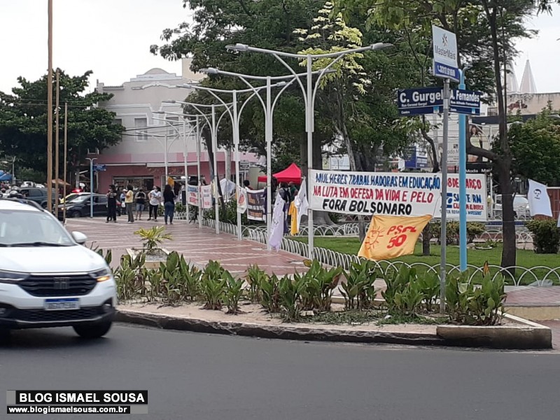 Protesto contra Bolsonaro no Dia da Mulher Ã© um verdadeiro fracasso em MossorÃ³