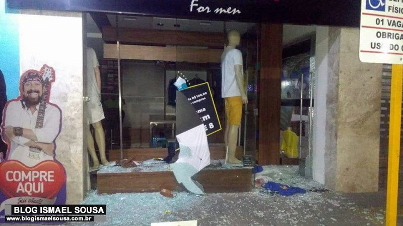 Lojas sÃ£o arrombadas durante a madrugada no centro de MossorÃ³