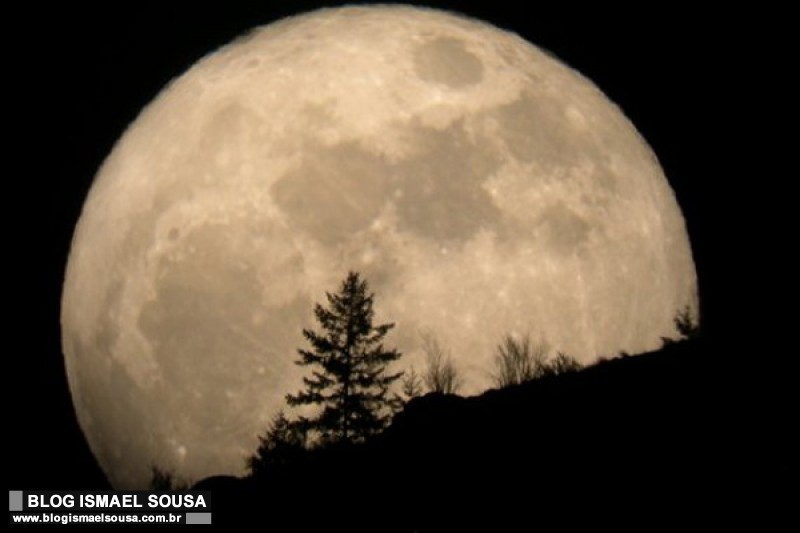 Maior superlua em quase 70 anos pode ser observada nesta segunda-feira