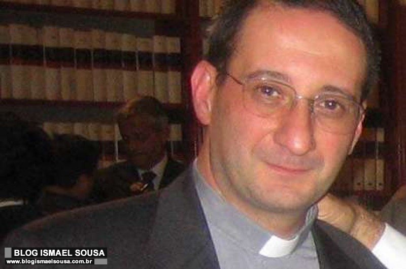 Regabofe no Vaticano: PolÃ­cia interrompe orgia gay com drogas na casa de secretÃ¡rio do papa