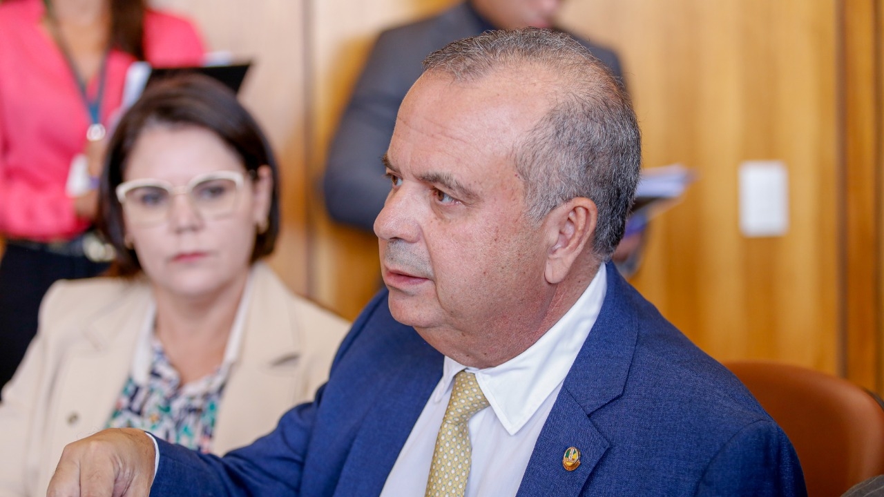 Rogério Marinho aciona TCU contra aparelhamento da máquina pública em evento de Lula
