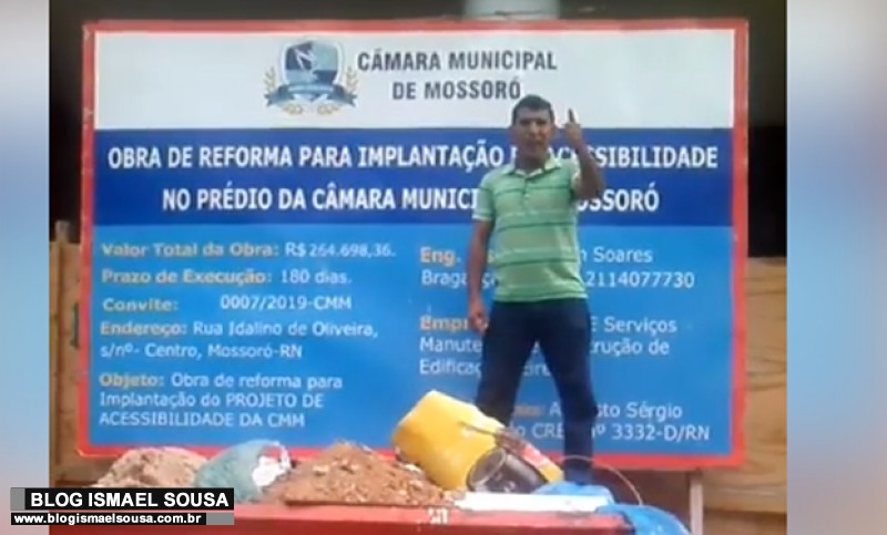 Canalhas, mil vezes canalhas!