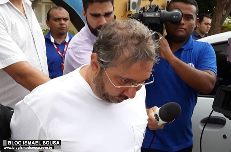 PolÃ­cia prende acusado de tentar matar a esposa a golpes de tesoura