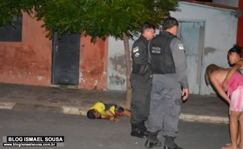 Atentado a bala deixa pai morto e filho ferido na zona norte de MossorÃ³