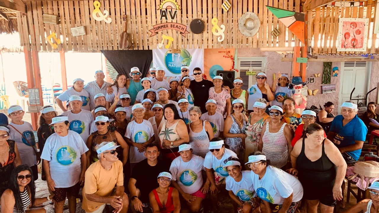 Vereador Cabo Deyvison e empresário Geovany do Melão promovem dia especial para idosos em Tibau