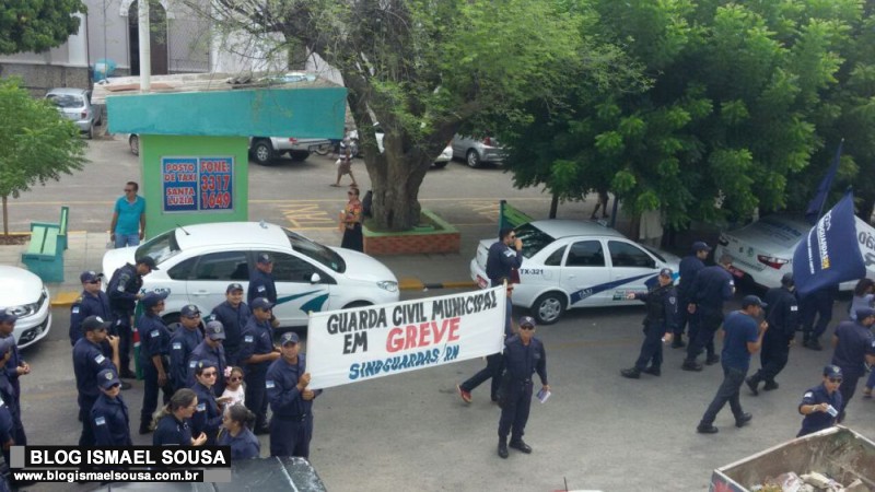 Em greve desde dezembro, Guarda Civil vai as ruas pedir valorizaÃ§Ã£o profissional 