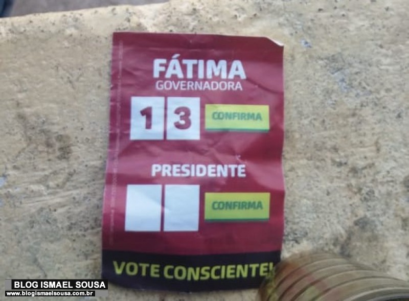Temendo rejeiÃ§Ã£o, material de FÃ¡tima Bezerra Ã© distribuÃ­do sem o voto casado
