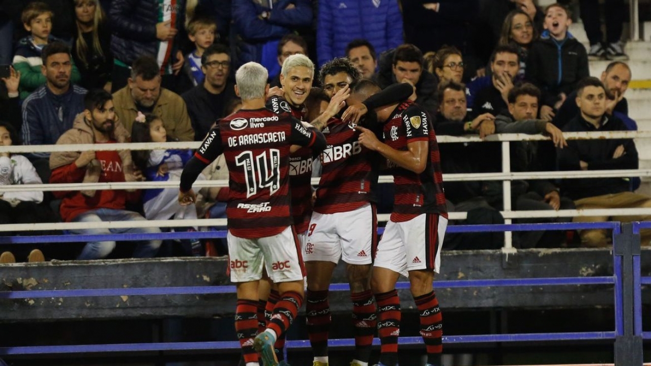 Libertadores: Pedro brilha e comanda goleada do Flamengo sobre Vélez