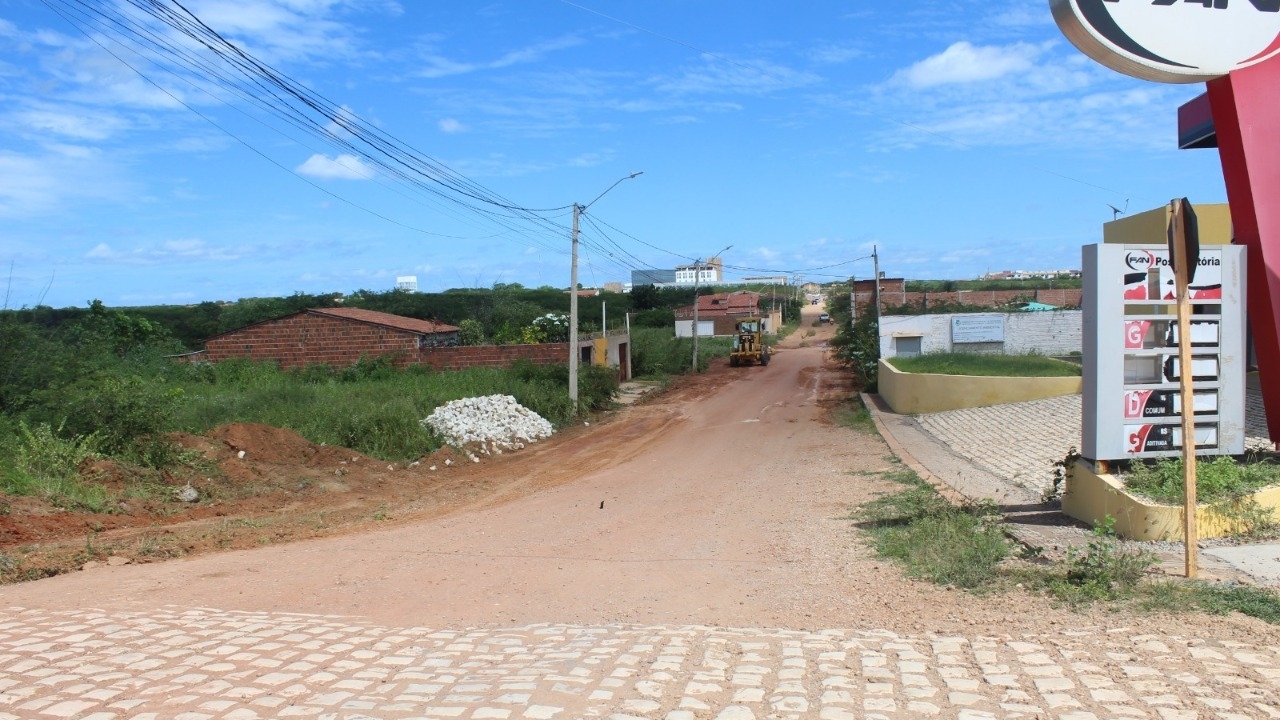 Prefeitura vai interditar rua do Hospital da Mulher para iniciar obra de pavimentação 