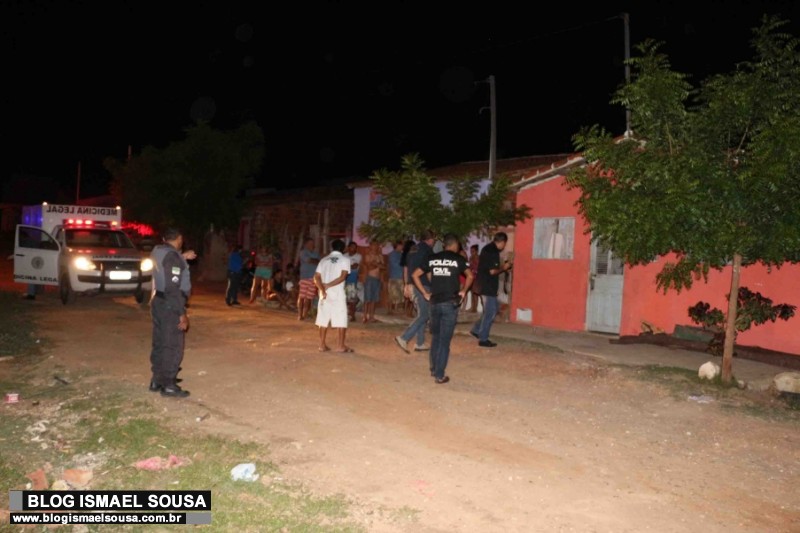 Homens invadem casa e matam pai e filho no Santa Helena