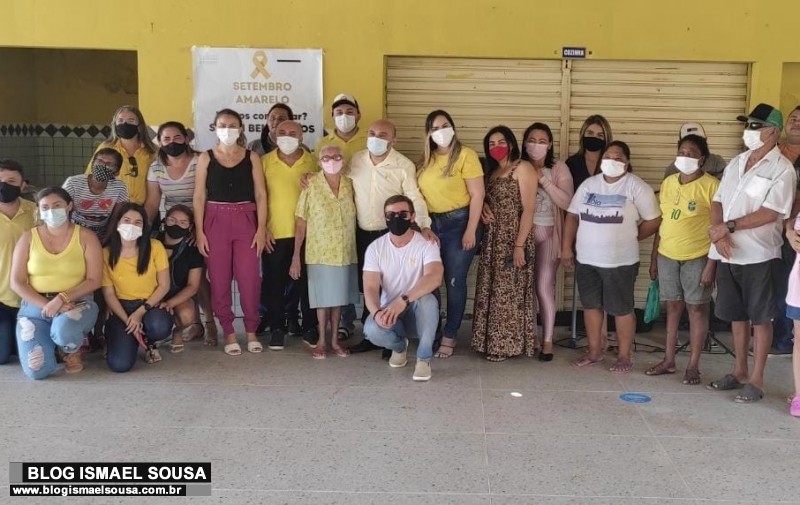 Edson Carlos prestigia ação do Setembro Amarelo realizada pela comunidade do Bom Jesus