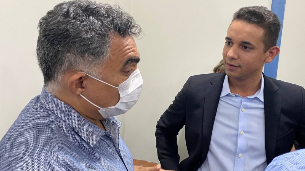 Francisco Carlos oficializa rompimento com o rosalbismo e adere à gestão Allyson 