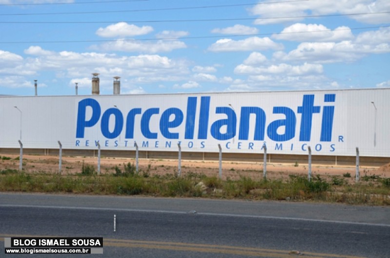 Gestor deve se afastar do assunto “Porcelanatti” assim como diabo foge da cruz