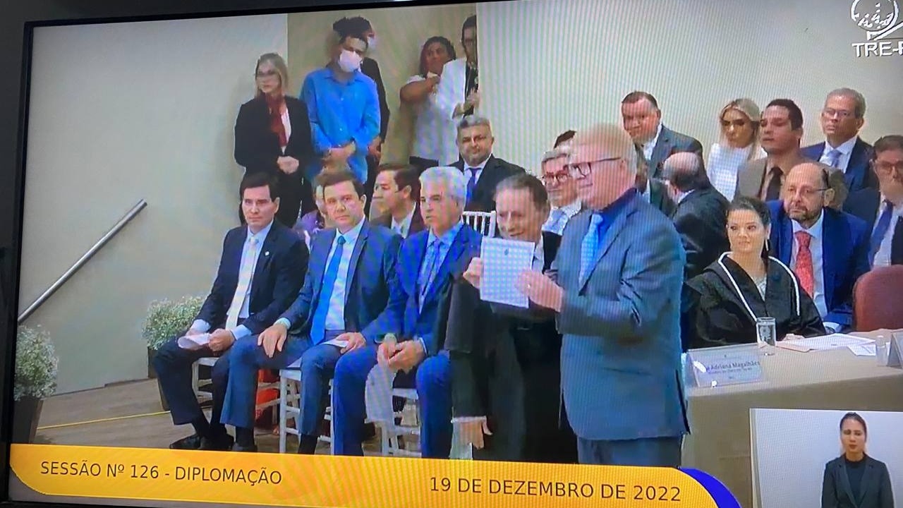 Diplomado no tapetão aos 45 do segundo tempo