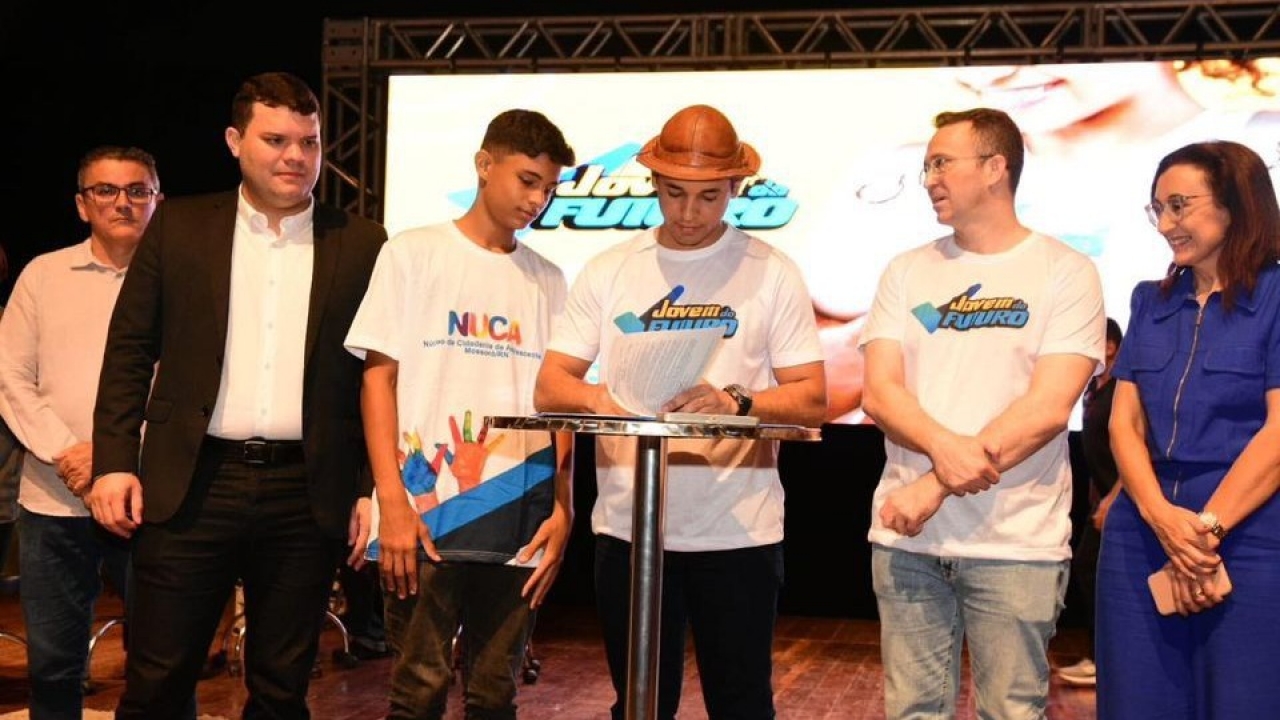 Allyson anuncia inscrições para o Jovem do Futuro com bolsas de R$ 300 reais