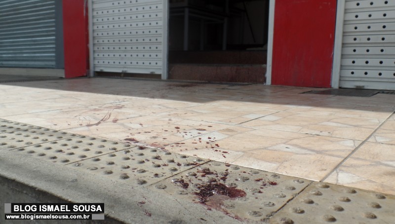 Flanelinha Ã© morto com facada no peito no Centro de MossorÃ³