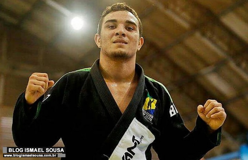 Promessa do Jiu-jitsu mossoronse busca apoio para disputar competiÃ§Ã£o nos EUA 