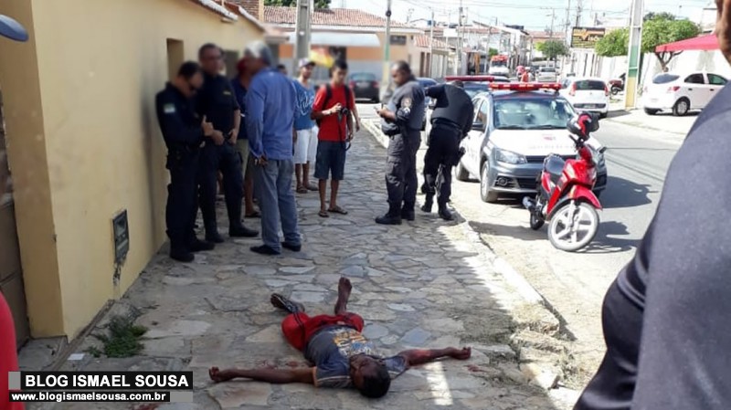 Tarde de sÃ¡bado violenta com uma morte e dois feridos a bala em MossorÃ³