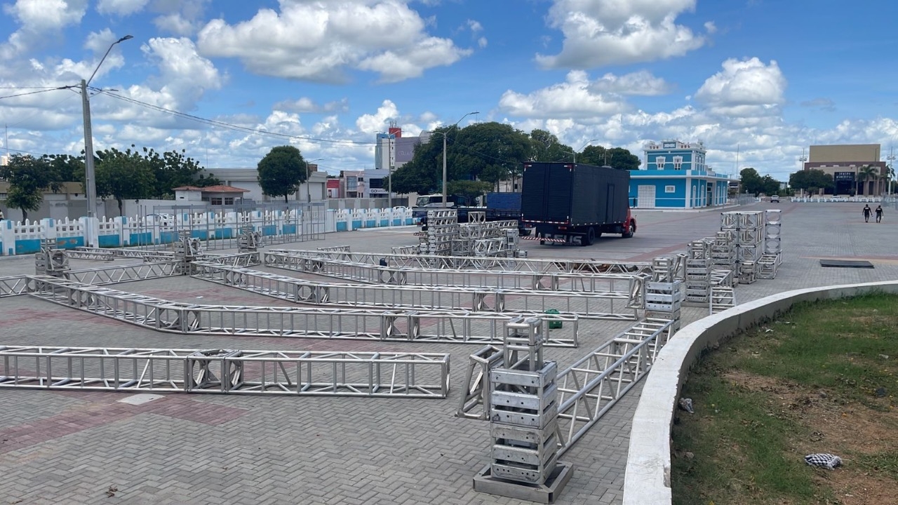 MCJ 2023: Começa montagem do palco da Estação das Artes
