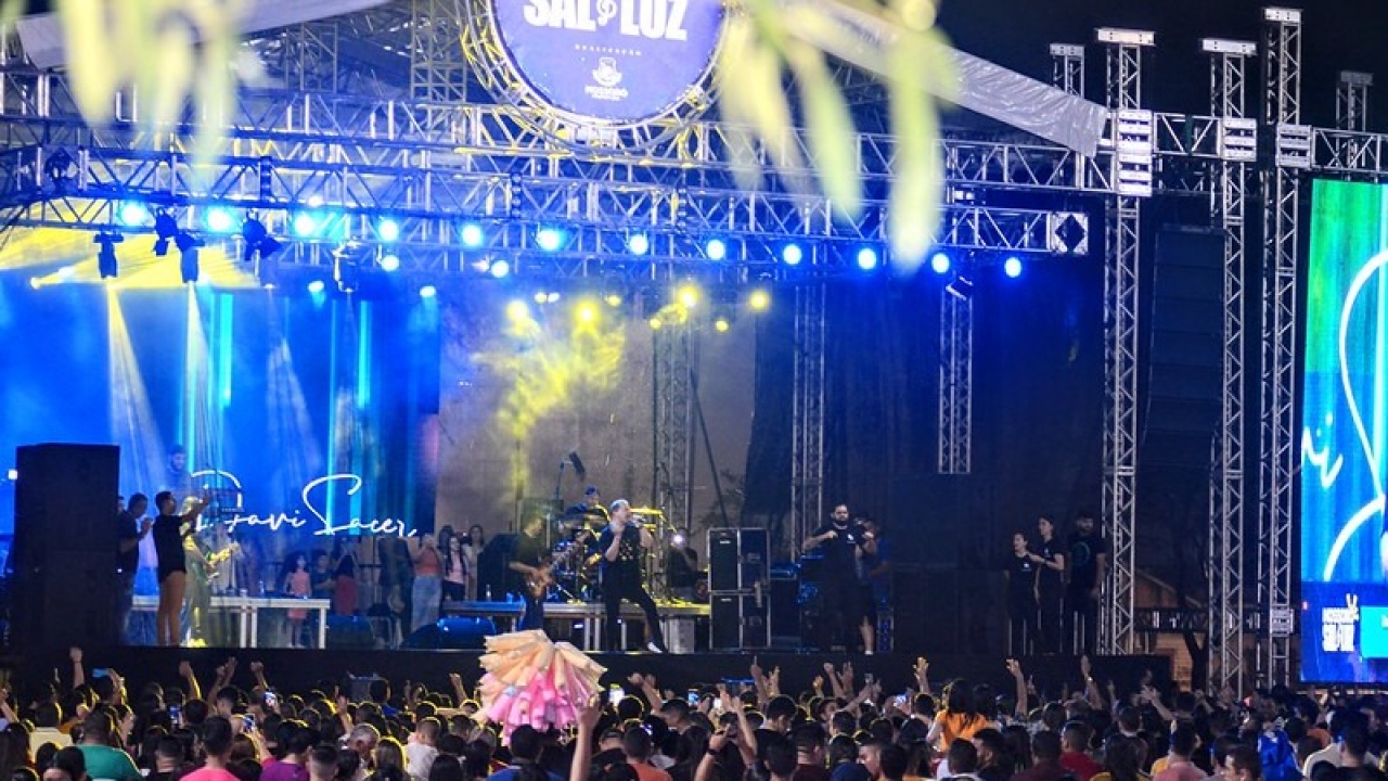 Aline Barros, Elisac Regis, Jefferson e Suellen são atrações do 'Mossoró Sal & Luz' desta quinta-feira