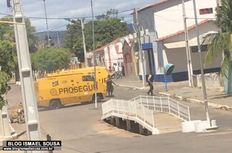 Quadrilha armada ataca dois carros-fortes nas imediaÃ§Ãµes de Ipueira/RN