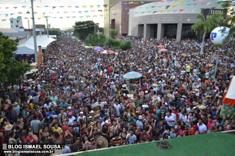 Prefeitura de MossorÃ³ deveria comeÃ§ar a estudar o adiamento do MossorÃ³ Cidade Junina