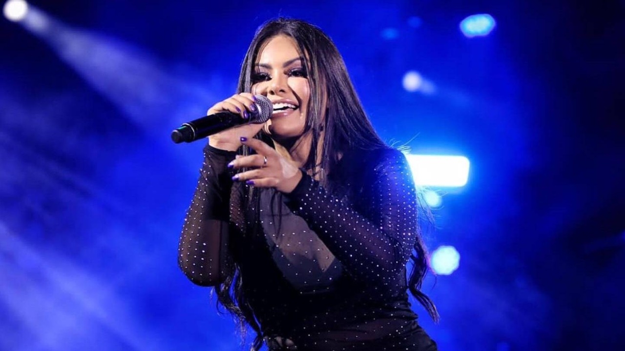 Internada em UTI, vocalista do Calcinha Preta tem piora e está em coma