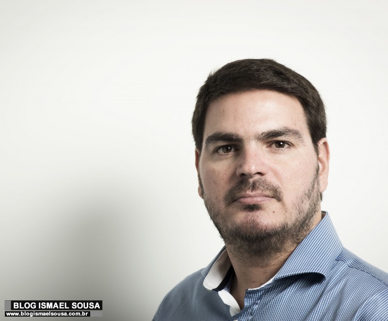 Artigo: A morte de 4 policiais em helicÃ³ptero abatido por traficantes e a morte do jornalismo do GLOBO
