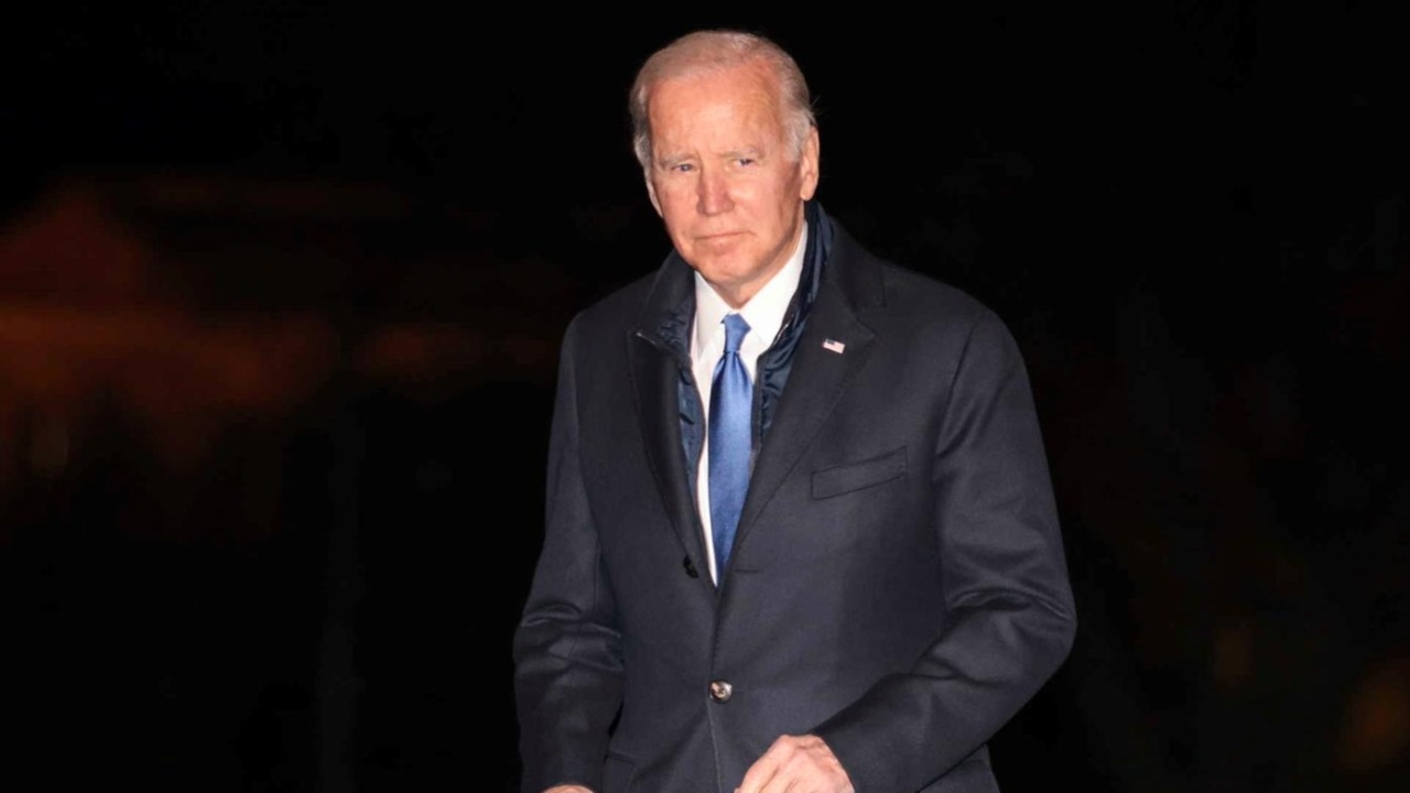 Países pedem que cidadãos saiam da Ucrânia e Biden fala em “guerra mundial”