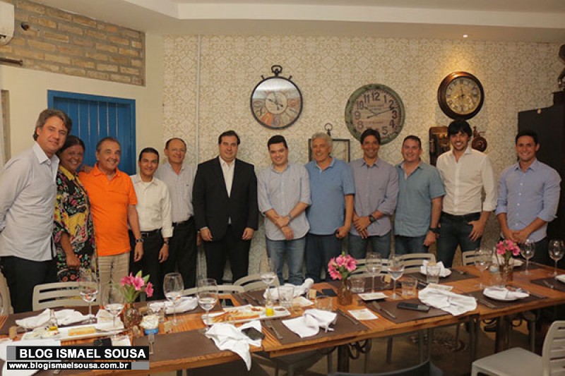 Rodrigo Maia se reÃºne com parlamentares do RN em busca de apoio