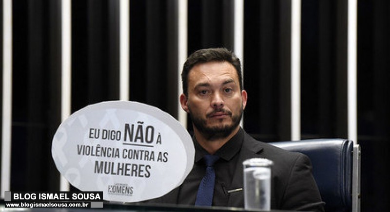 Me expressei de forma inadequada, afirma Styvenson sobre Joice