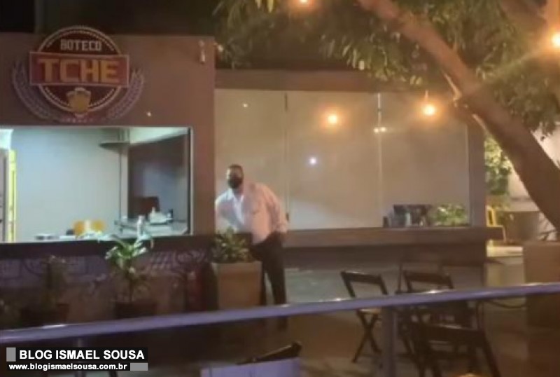"Encerramos temporariamente nossas atividades por forÃ§a de uma ditadura polÃ­tica", diz dono de restaurante
