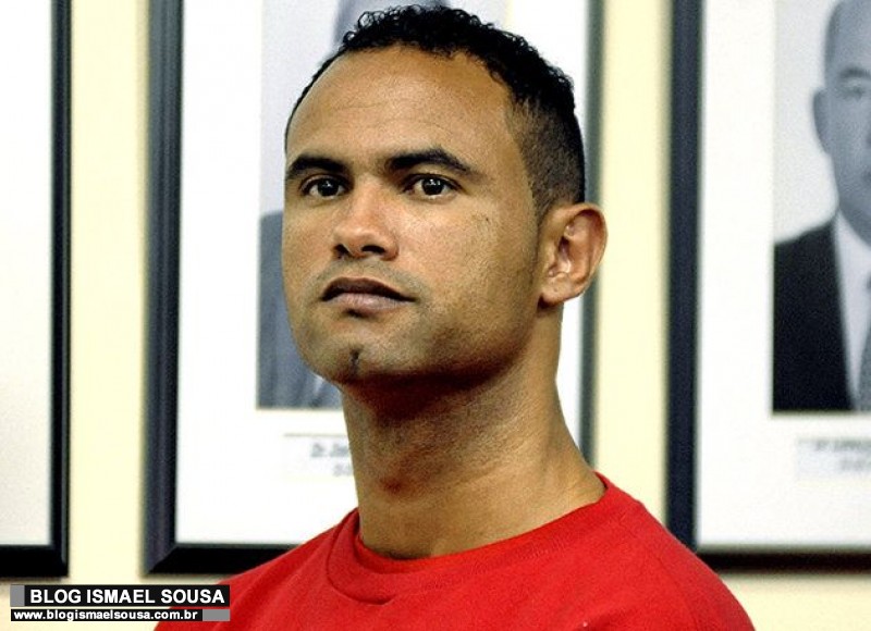Liminar do STF autoriza a liberdade do goleiro Bruno