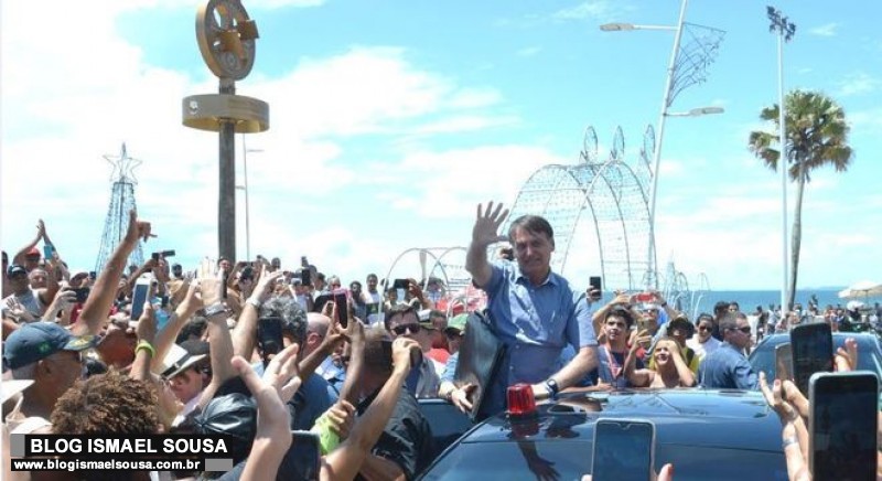 Bolsonaro prova que sÃ³ Ã© impopular nos institutos de pesquisa