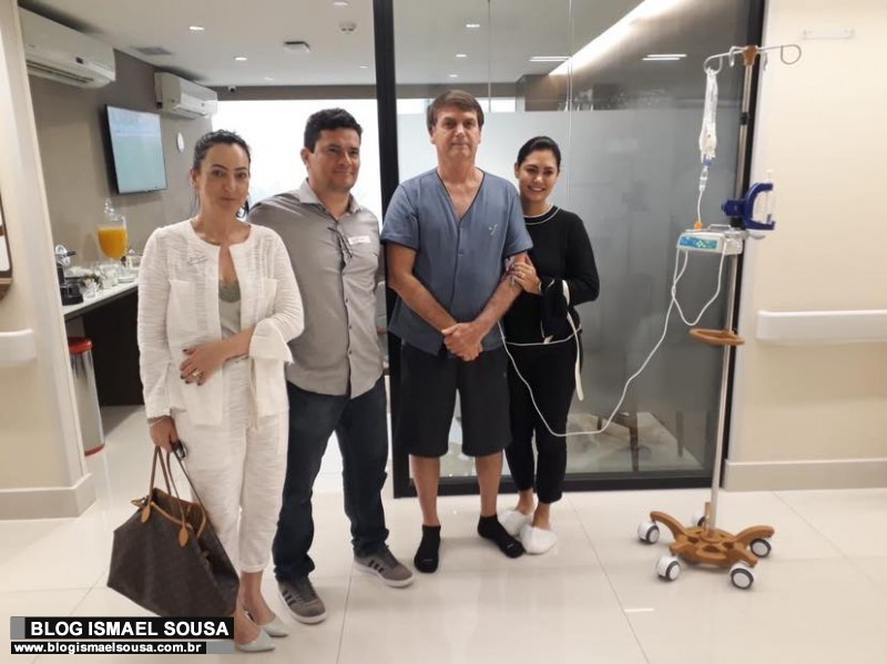 Bolsonaro recebe alta do hospital