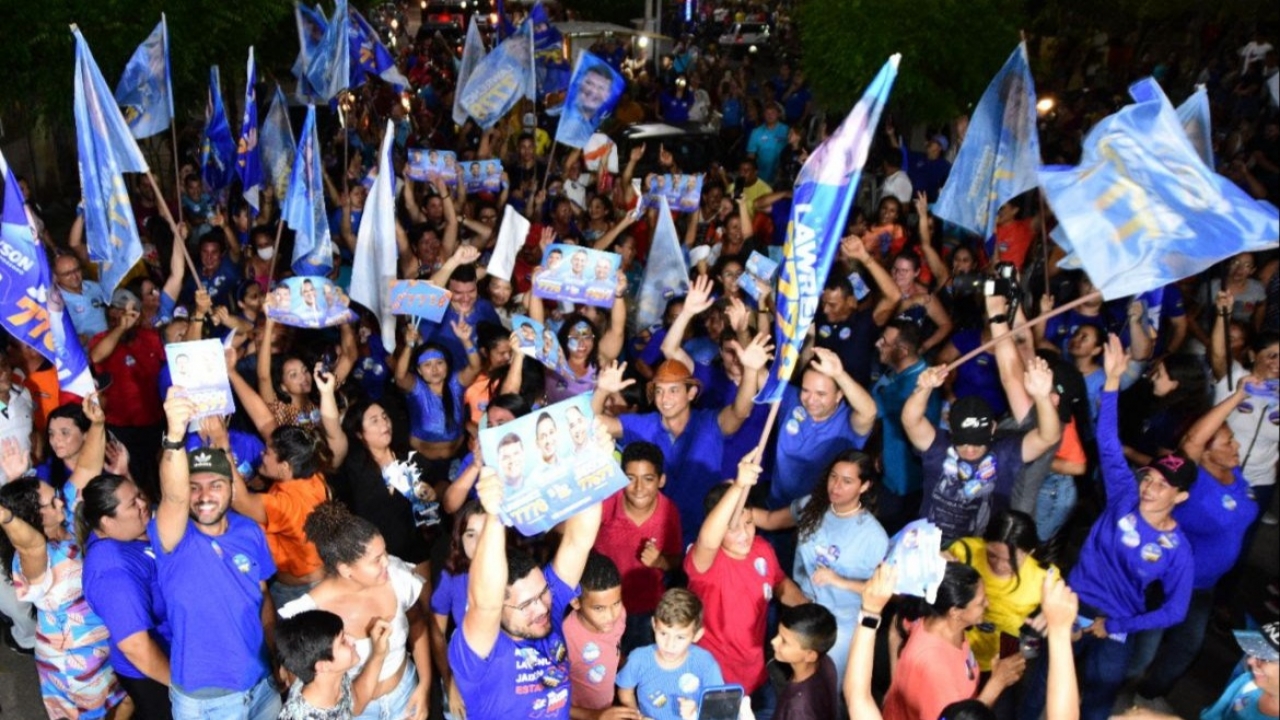 Caravana de Allyson e seus candidatos Jadson e Lawrence mostra força na região Oeste