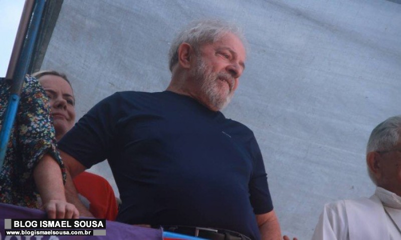 Por unanimidade, Segunda Turma do STF mantÃ©m Lula preso