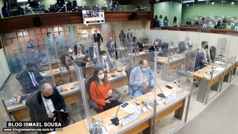 Deputados aprovam Reforma da PrevidÃªncia estadual e PEC Ã© promulgada