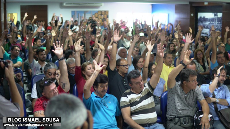 "Policiais civis vÃ£o se apresentar na Degepol correndo o risco de prisÃ£o", afirma presidente do SINPOL-RN